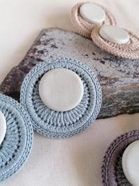 Image 1 of Pendientes LUNNA natural