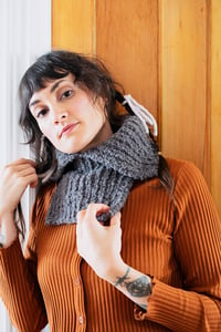 Image 3 of Knitting Pattern Brome Collar