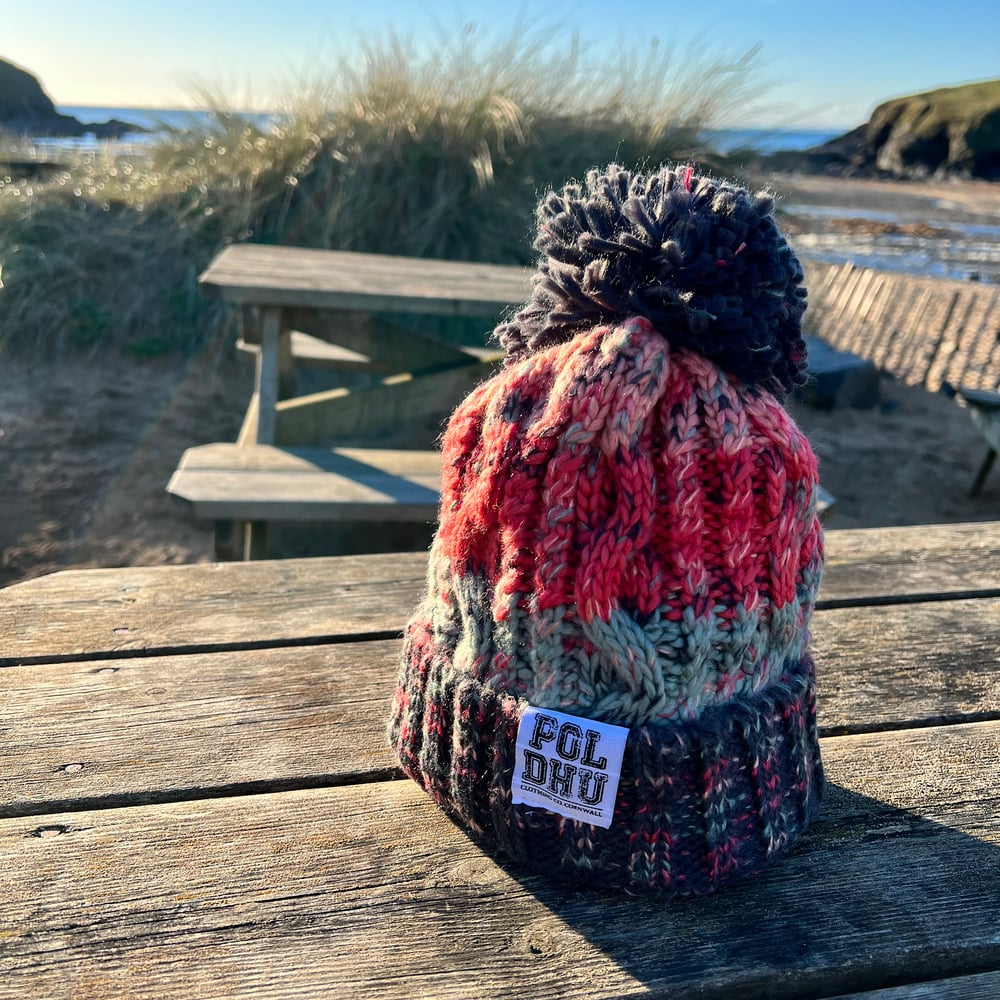 WATERMELON BOBBLE HAT