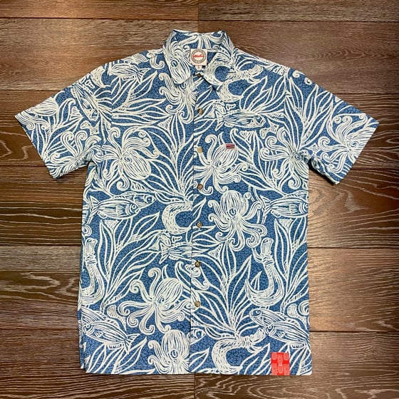Image of Malama Ke Kai Sky Aloha Shirt 