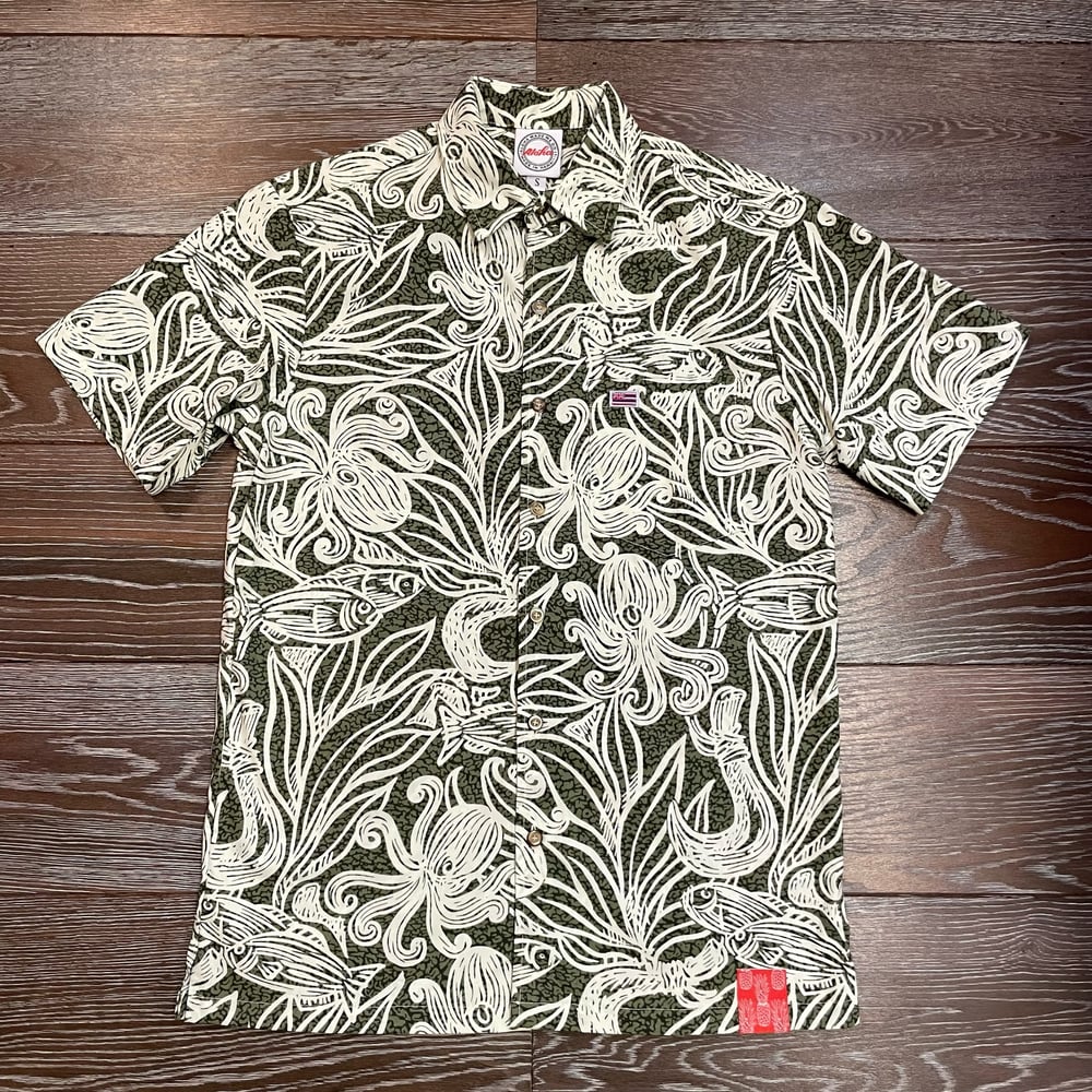 Image of Malama Ke Kai Green Aloha Shirt