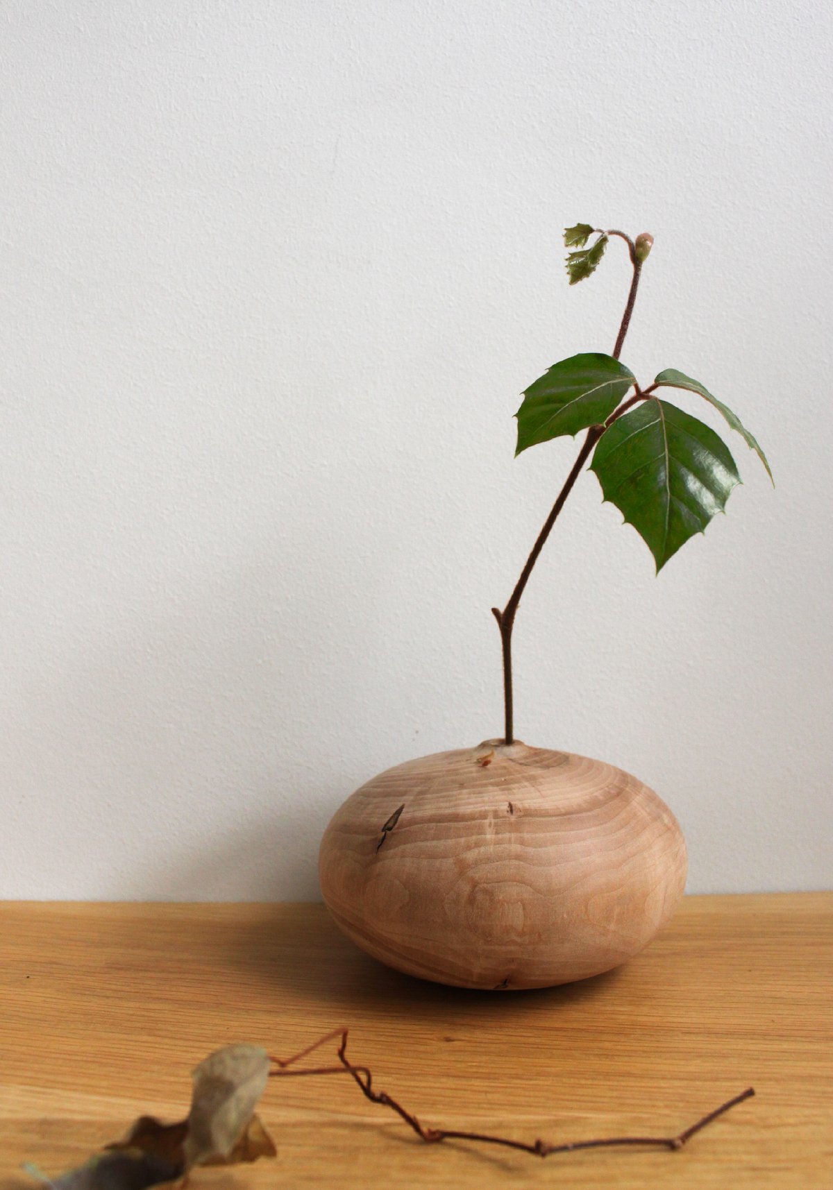 Hand crafted pear wood vase - François Lê Xuân