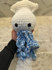 Image 2 of Blue Swirl Squid 