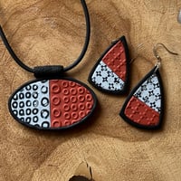 Image of Ketting met oorbellen