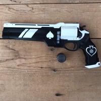 Image 5 of Ace of Spades / Last Hand  ---- Hand Cannon Replica w/wo Stand----