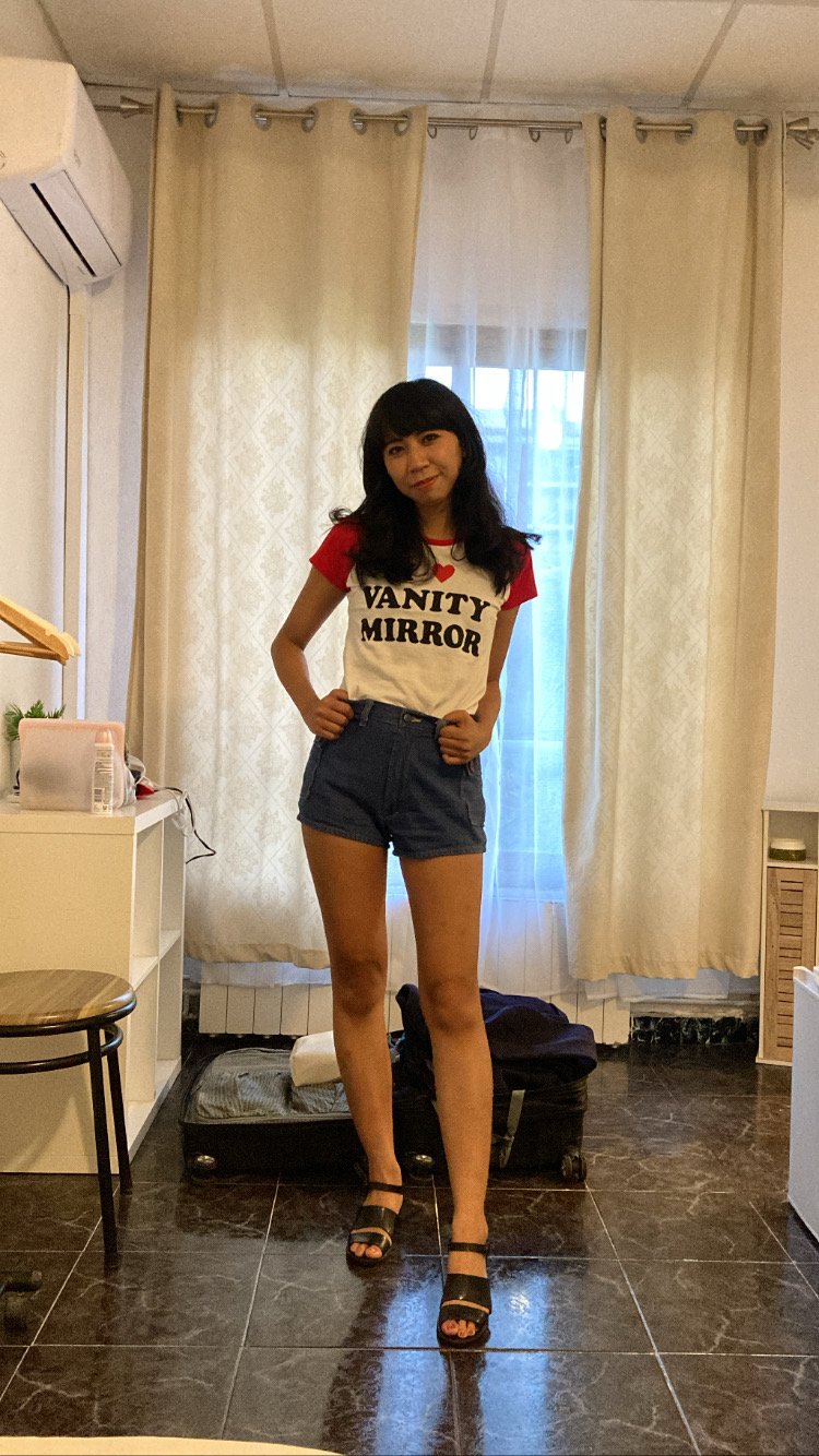 I ❤️ Vanity Mirror Raglan Tee