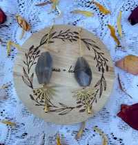 Image 1 of labradorite rays