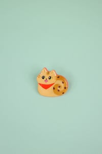 Image 1 of Handmade Cat loaf Pin - Pain aux raisins