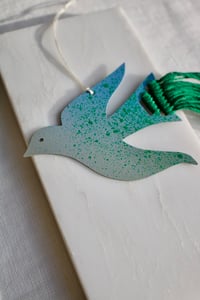 Image 2 of Bird decoration No1, Green