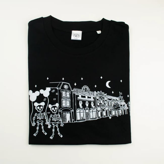 'Main Street Scare Zone' Oversized Tee