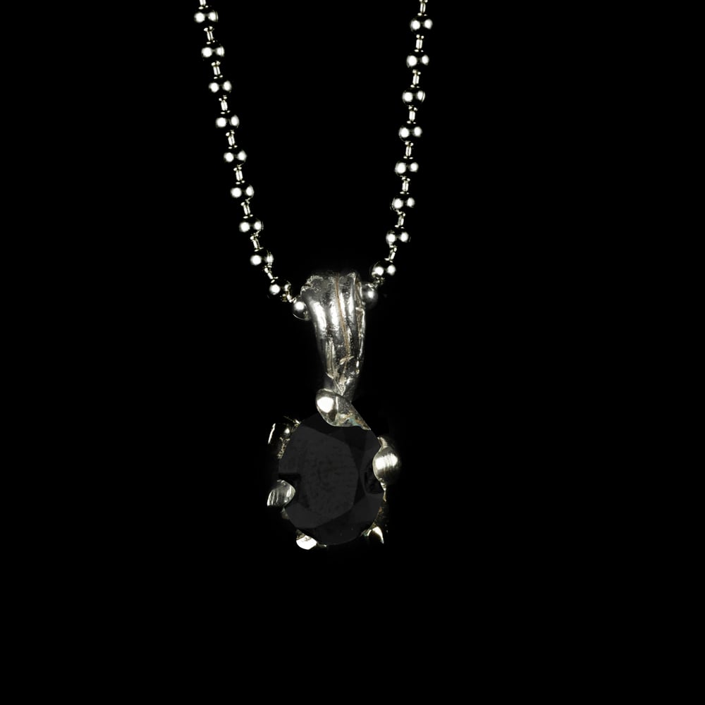 Image of BLACK SPINEL SOLITUDE NECKLACE