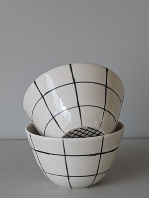 Image of Grid bowls