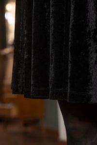 Image 5 of Abito Velluto Nero 4