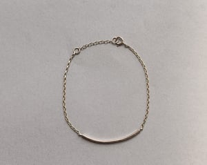 Image of 9ct gold Olive Leaf engraved chain bracelet