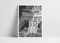 Image 2 of LA TOUR EIFFEL