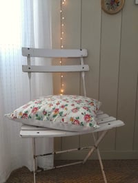 Image 2 of Coussin {Jardin aux roses}