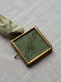 Image 3 of Birch Leaf - Hanging brass frame - Decoration 