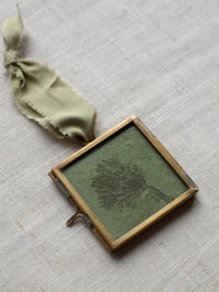 Image 2 of Grass Print 02 - Hanging brass frame - Decoration 