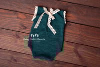 Image 4 of Body without sleeves green with lace