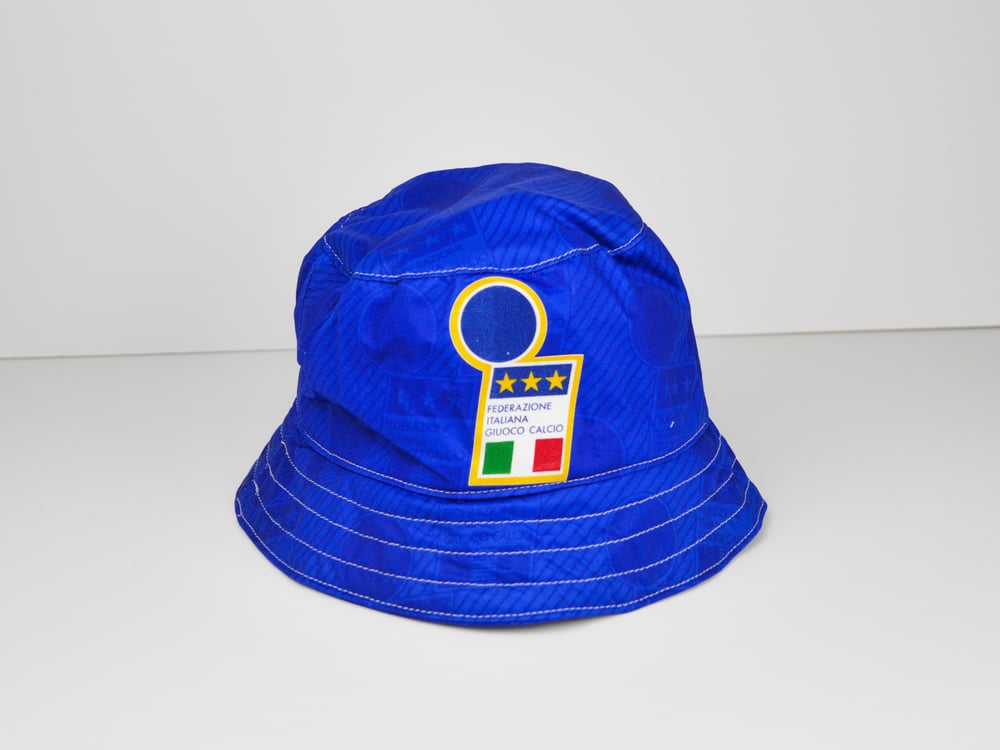 Italy | 1994 Home