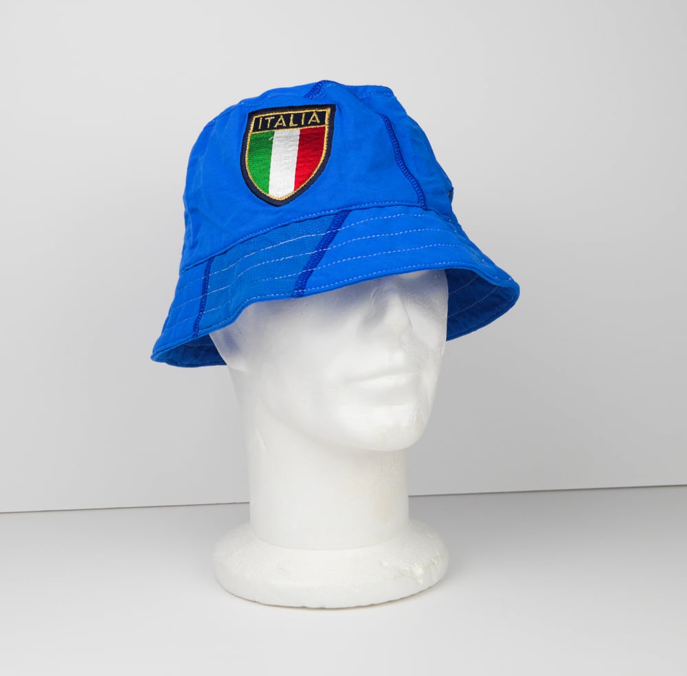 Italy | 2000 Home