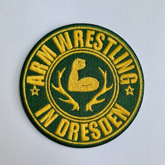 Image of ARM WRESTLING IN DRESDEN PATCH - 8CM