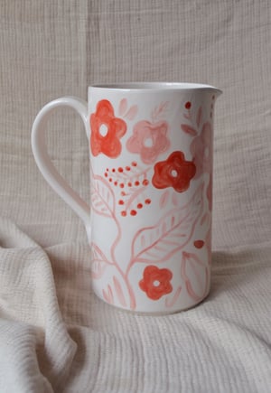 Image of JARRÓN DE CERÁMICA PINTADA A MANO - FLORES ROJAS