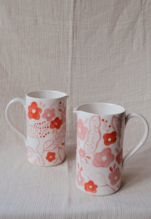 Image of JARRÓN DE CERÁMICA PINTADA A MANO - FLORES ROJAS