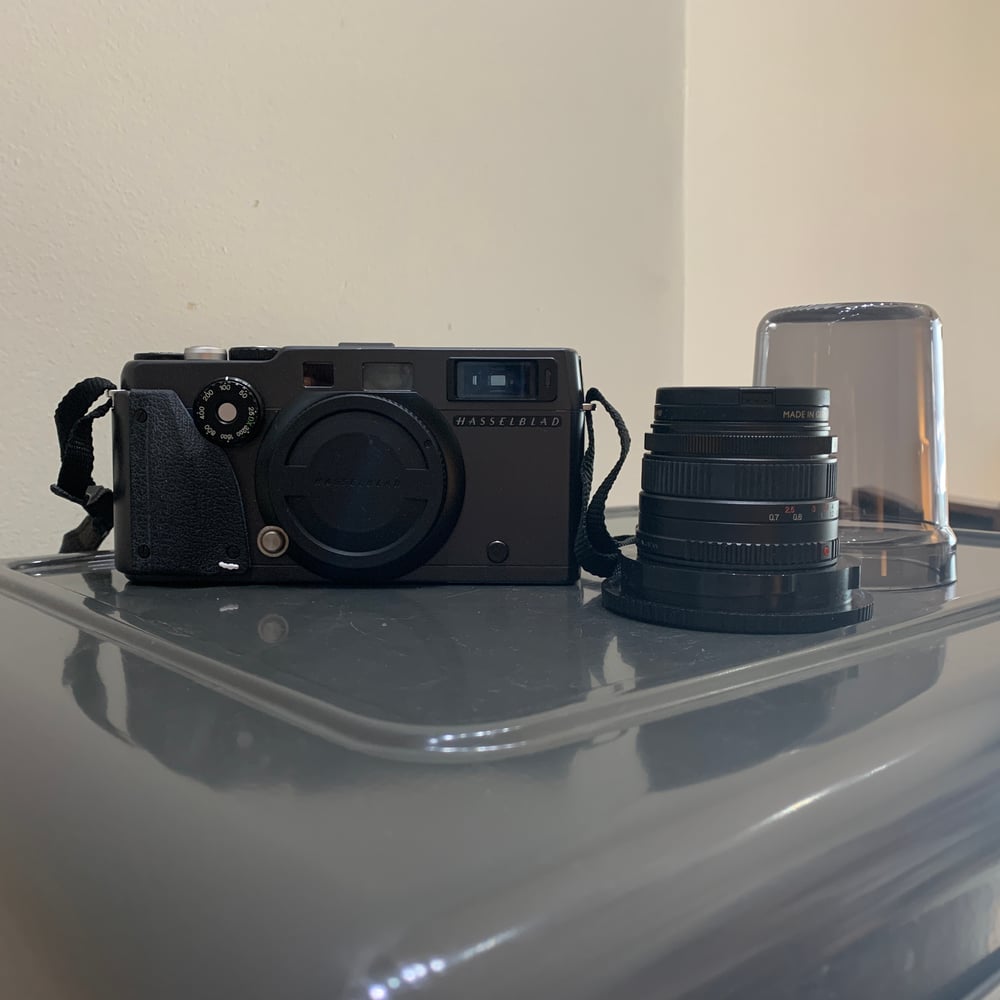 Image of Hasselblad XPan with 45mm f4 in box with leather case (3002973)