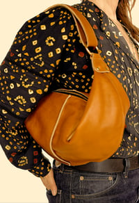 Image 2 of Faithfull 23' Saddle Italian Leather with Gold Hardware