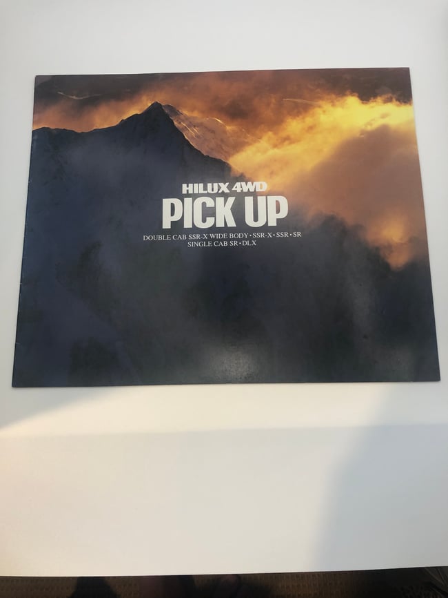 Toyota Hilux 4WD Pick Up brochure (LN109/YN107/LN106)
