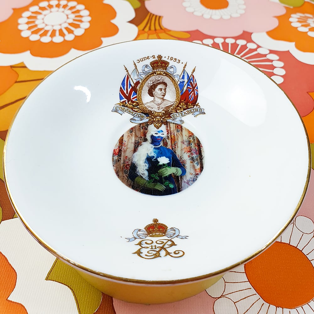 NEW! Miss Meatface One-of-a-Kind Vintage Queen Elizabeth Photo Saucer