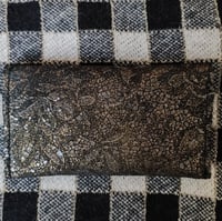 Image 3 of Petite pochette à petit matériel en cuir fantaisie "Des paillettes, s'il vous plaît !"