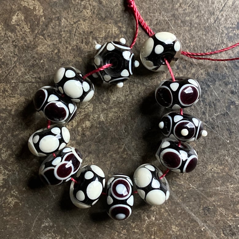 Image of Black and Ivory Mini Beads
