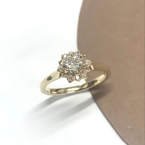 Image of Diamond petal ring