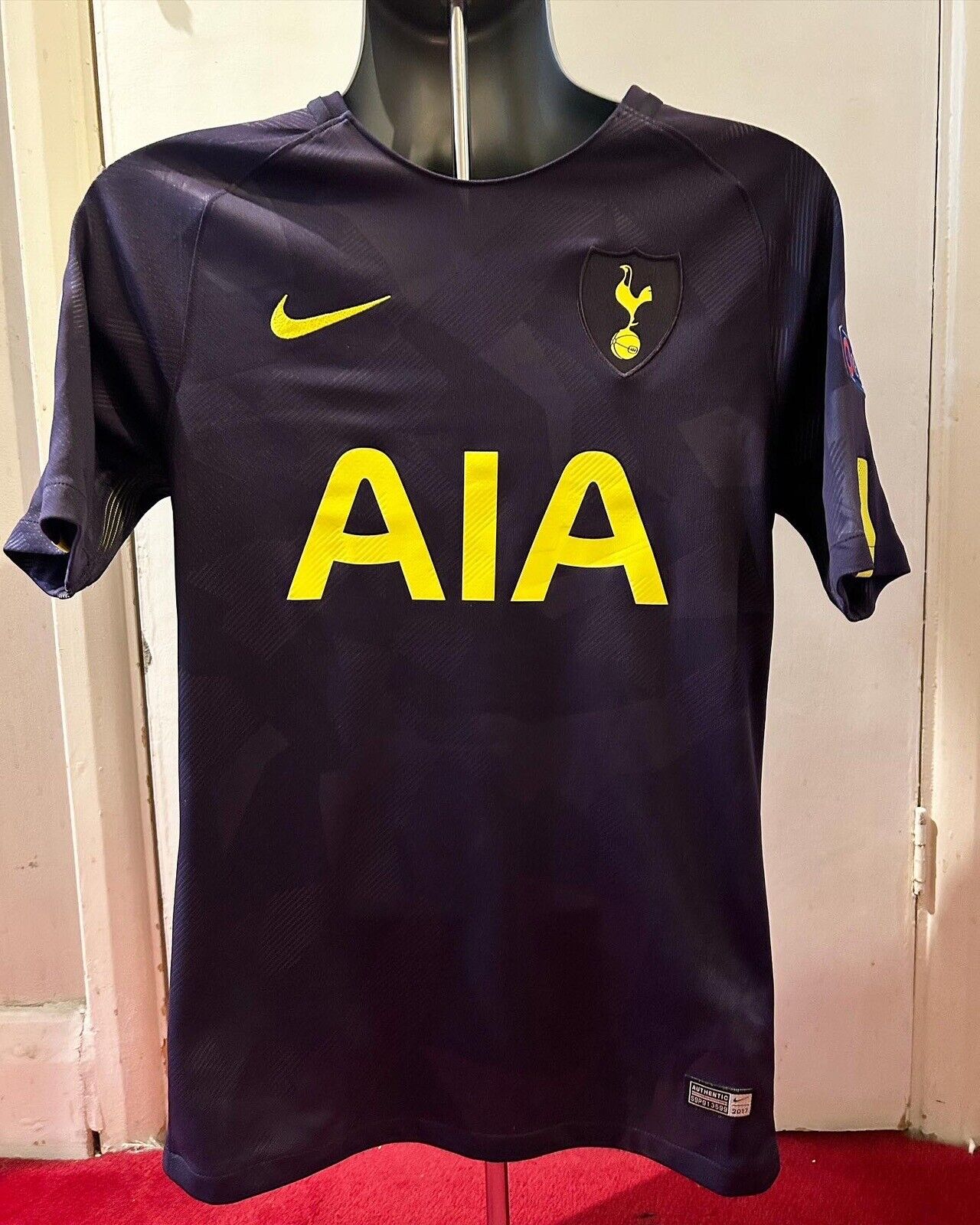 Image of Tottenham “ALDERWEIRELD 4” 2017/18 Third Shirt + UCL patches (S)
