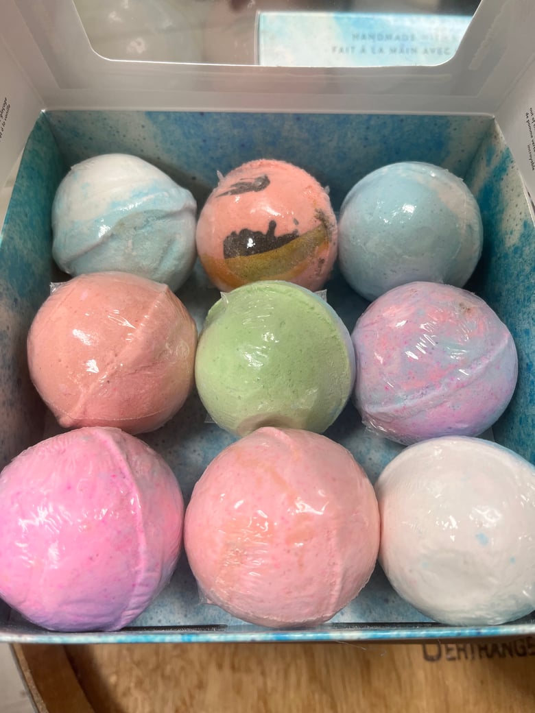 Image of Bath Bomb Package