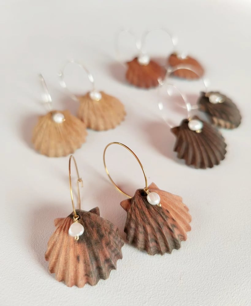 Image of Sea shell hoops