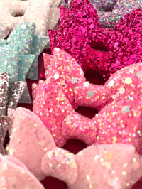 Image 1 of Glitter bows 