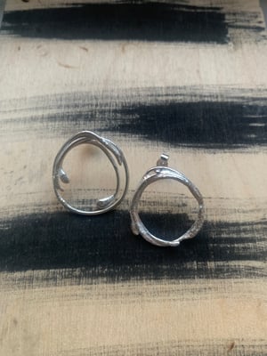 Image of ‘Endless’ recycled silver earrings