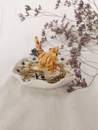 Bandeja joyero con gatito naranja. 