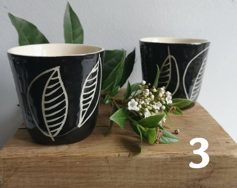 Image of Duo de petites tasses motifs feuilles