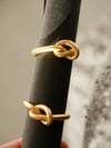 Bague nouée dorée