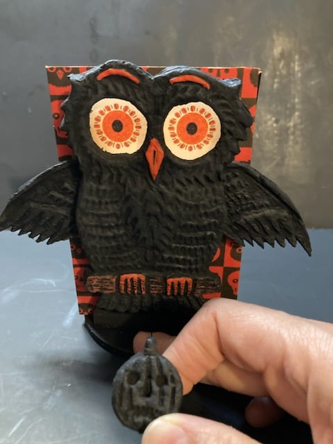 Vintage Inspired Owl Pull Toy Lantern