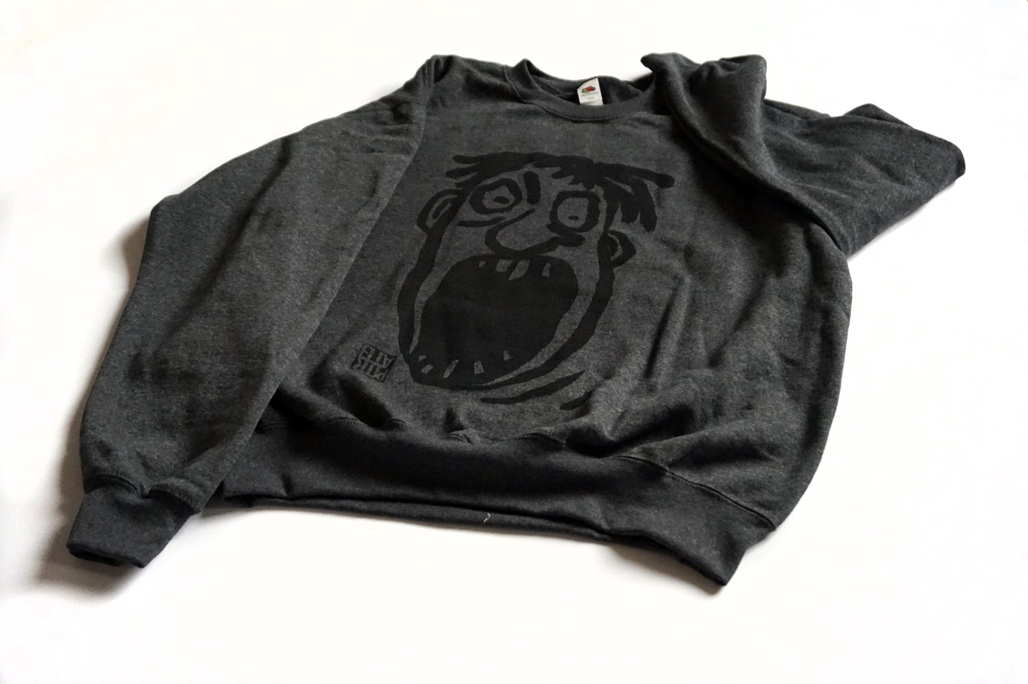 Image of "Screamer" Sweat size M / Black on grey.