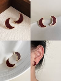 moon ear studs 弯月耳饰