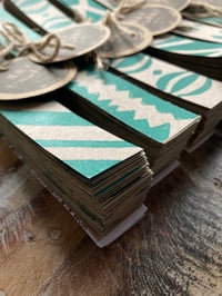 Image 1 of Paper Chain - Metallic Green on Manilla