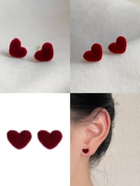 mini heart ear studs 迷你爱心植绒耳钉