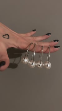 Image 2 of NEW ROMANTICA