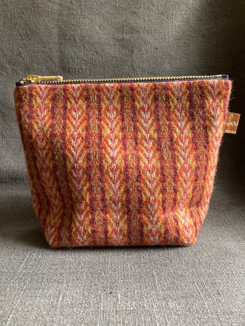 Image of No.28 Small Handwoven Accessories Bag